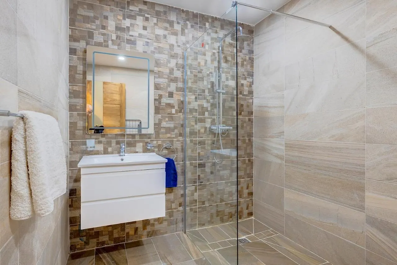 Cosy 1Br Apartment In Central St Julian'S Saint Julian's 0*,  Malta